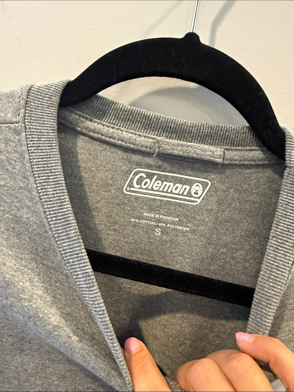 Coleman Gray Short Sleeve Pocket Tee size small